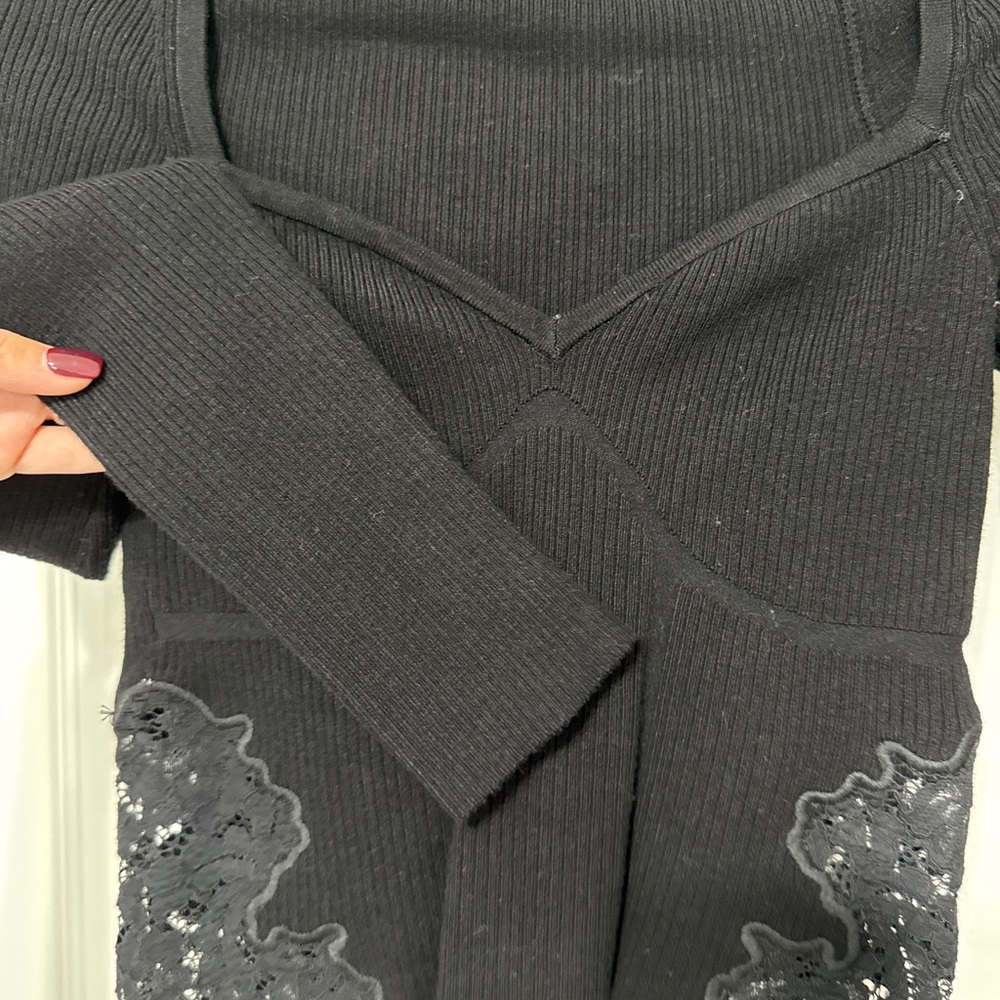Express Black Ribbed Knit Top - Picture 2 of 4